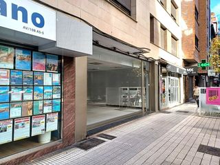 Local comercial en alquiler en Centro en Gijón