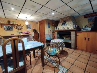 Casa adosada en venta en Tomelloso