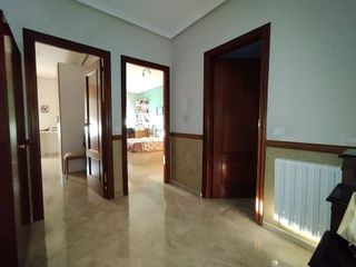 Casa adosada en venta en Tomelloso