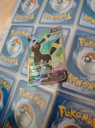 Carta Umbreon V Nueva Edición