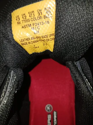 Botas de seguridad Skechers negras  47,5