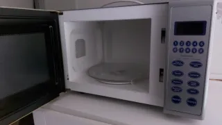 Microondas gris BIFINETT