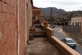 Edificio en venta en Crevillent