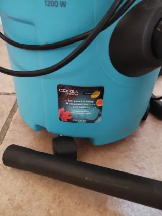 Aspiradora Sólidos y Líquidos 1200W