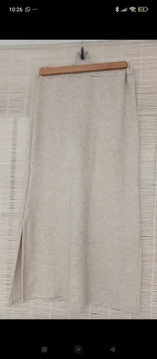 Falda midi beige talla única