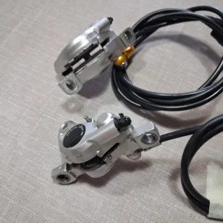 Frenos Shimano XT M785 plata