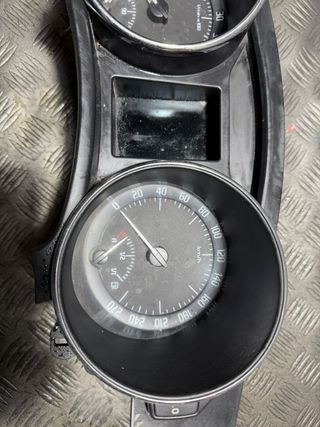 CUADRO INSTRUMENTOS SKODA SUPERB III 2015