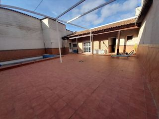 Casa pareada en venta en Almodóvar del Campo
