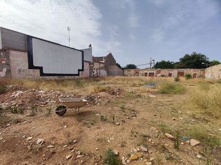 Terreno en venta en Manzanares