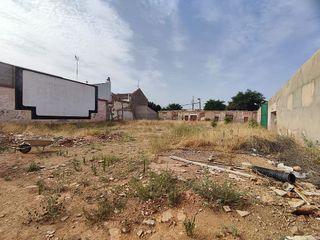 Terreno en venta en Manzanares