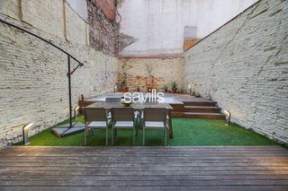 Piso en venta en El Raval en Barcelona