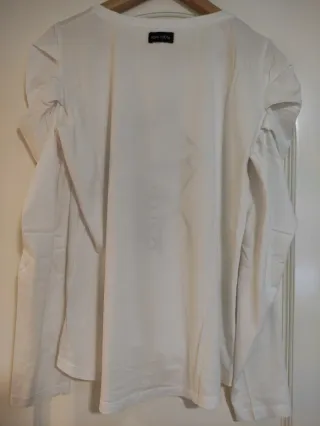 Camiseta manga larga blanca con dibujo