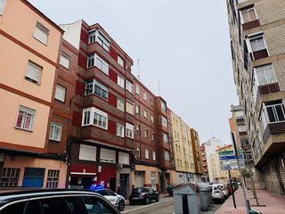 Piso en venta en Delicias en Valladolid