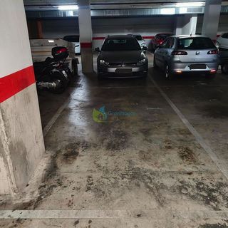 Garaje en venta en Colores - Entreparques en Sevilla