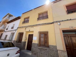 Casa pareada en venta en Tomelloso