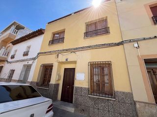 Casa pareada en venta en Tomelloso