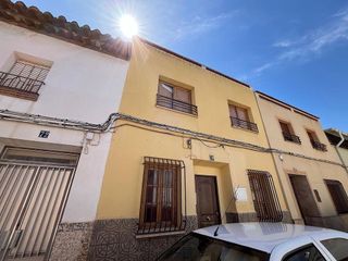 Casa pareada en venta en Tomelloso