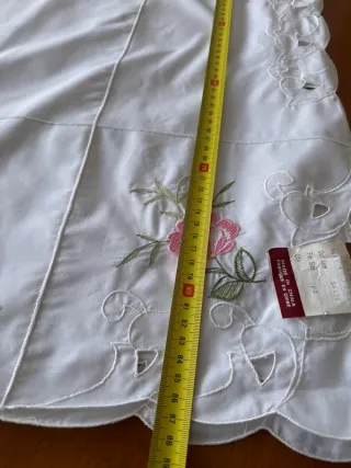 Tovaglia vintage ricamata nuova
