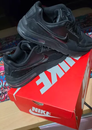 Nike Air Max Negras