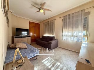 Casa adosada en venta en Carolinas Bajas en Alicante