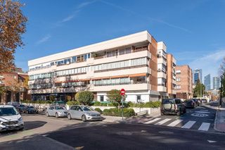 Piso en alquiler en Nueva España en Madrid