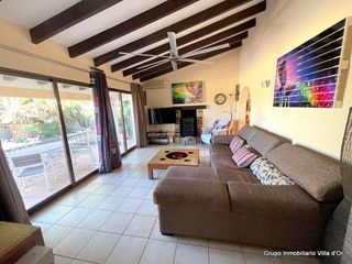 Chalet en venta en El Montgó en Dénia