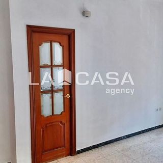 Casa adosada en venta en Cruz Roja en Sevilla