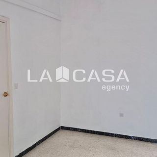 Casa adosada en venta en Cruz Roja en Sevilla