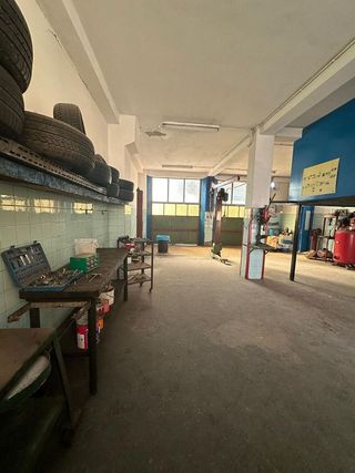 Local comercial en venta en Inmobiliaria - Barreda en Torrelavega