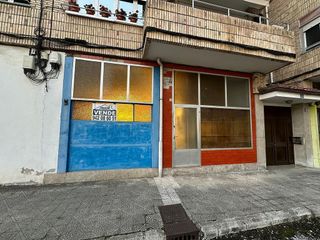 Local comercial en venta en Inmobiliaria - Barreda en Torrelavega