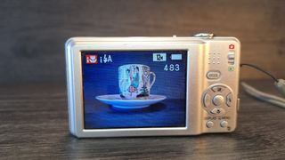 Panasonic DMC-F3 Cámara Digital 12.7 MP Plata