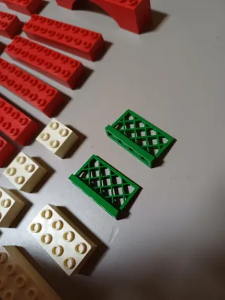 Lego Minitalia Pezzi Vari Rossi Bianchi Verdi