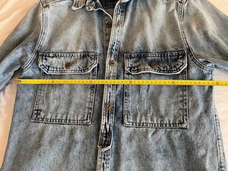 Chaqueta vaquera desgastada