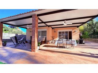 Casa en venta en Centre en Castellar del Vallès