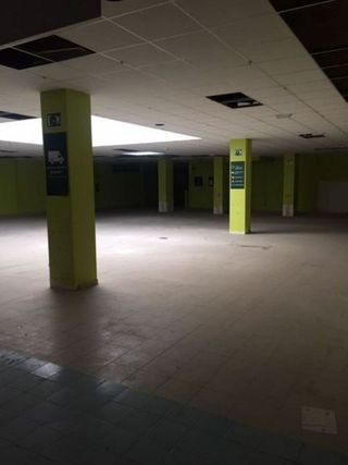 Local comercial en venta en Tomelloso