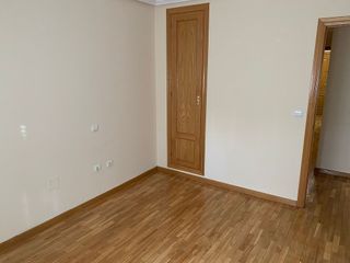 Piso en alquiler en Arturo Eyres - La Rubia en Valladolid