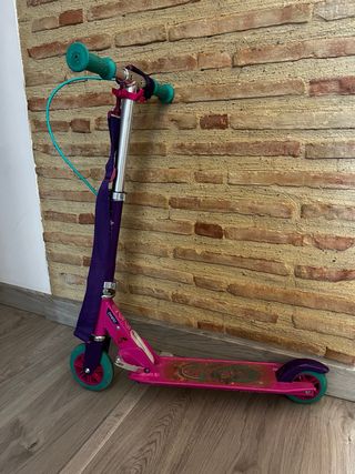 Patinete infantil rosa y morado