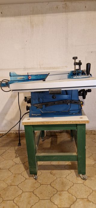 Sierra de mesa Makita MLT 100