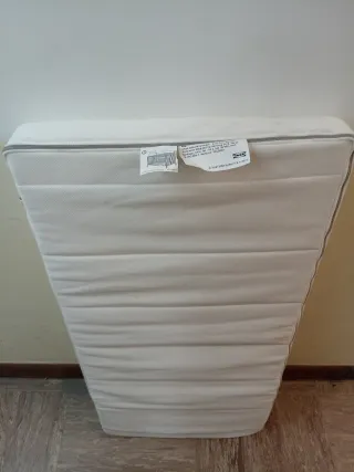 Cuna tipo sofá con cajones