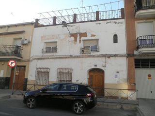 Casa pareada en venta en Tomelloso