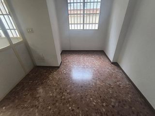 Local comercial en alquiler en Santa María en Ciudad Real