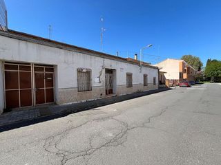 Chalet en venta en Tomelloso