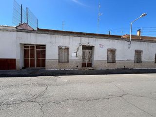 Chalet en venta en Tomelloso