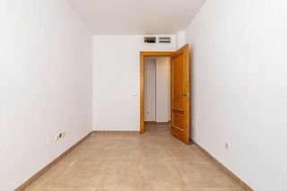 Piso en venta en Los Molinos - Villa Blanca en Almería
