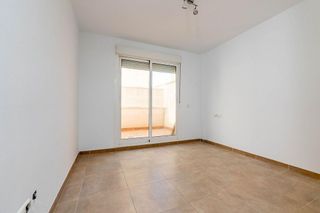 Piso en venta en Los Molinos - Villa Blanca en Almería