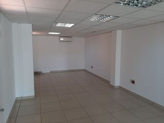 Local comercial en venta en Tomelloso