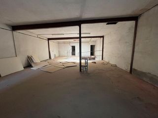 Local comercial en venta en Tomelloso