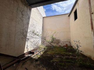 Local comercial en venta en Tomelloso