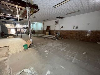 Local comercial en venta en Tomelloso