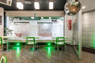 Local comercial en venta en San Francisco Javier en Granada